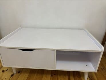 ag tut: Düz masa, Açılmayan, Təkərsiz, Parlaq laminat — 3