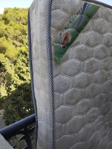 ağ don: Matras 2 nəfərlik təzə kimidir təcili satılır 200 sm 160 sm şəkildə — 7