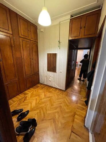 daşınmaz əmlak mənzil kirayəsi: Yeni Yasamalda 9 mertebeli binanın 1-ci mərtəbəsində yerləşən ümumi — 7