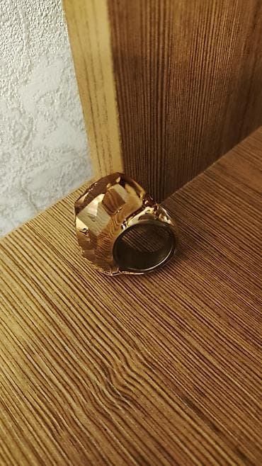 elektron divar saat: Üzük — 1