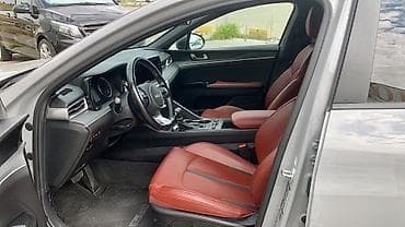 Kia K5: 1.6 l | 2023 il Sedan — 10
