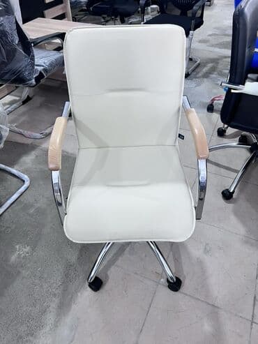 oturacaq ortukleri: Təkərli, Qolları tənzimlənmir, Süni dəri — 2