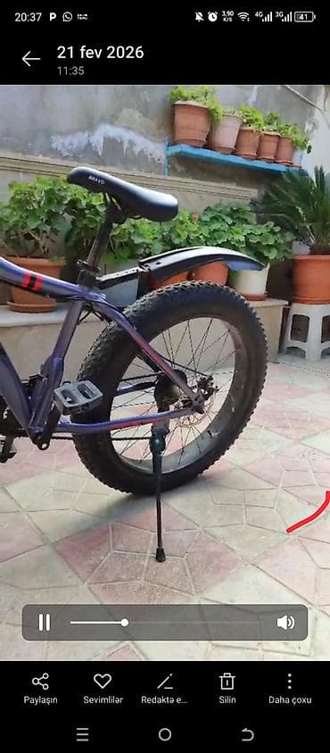 Музыкальные инструменты: Fatbike tipli dağ velosipedi - Geniş, iri protektorlu “fat” təkərlər — 1