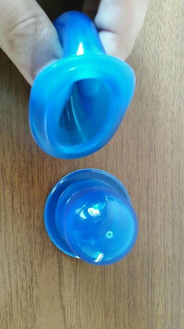 xonça şəkli çəkmək: Vakuum rezin banka. Rusiya istehsalıdır. 2 dene karobkada 9 manatdır — 9