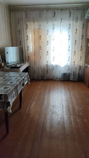 Bakı, 3 otaqlı, Köhnə tikili, m. Xalqlar Dostluğu, 80 kv. m