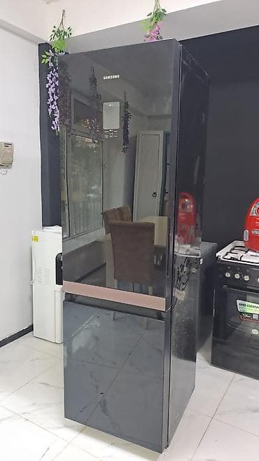 camon 40 pro: 2 qapılı Samsung Soyuducu Satılır, rəng - Qara — 1