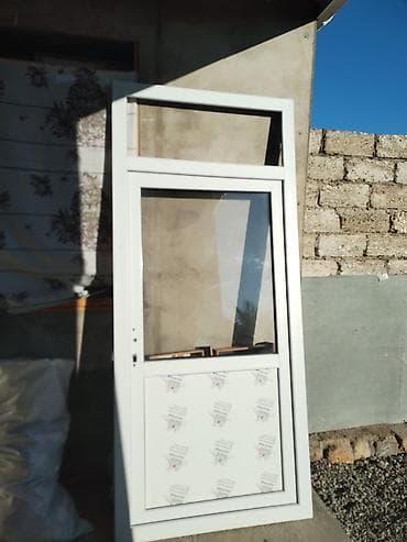 çərçivə qiymətləri: Plastik qapı eni 1m.4 santi hündürlüyü 2.40 nalicnikli qiymət 150 — 2