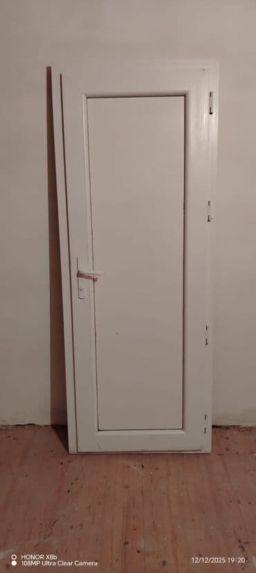 Taxta-şalban: PLASPEN profilindən PVC qapı dəsti - Material: ağ PVC/profil (PLASPEN — 6