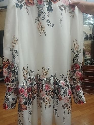don: Qadın paltarı – çiçək naxışlı, ağ əsas rəngdə - Stil: Uzun, rahat — 2