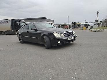mini cooper kreditle: Mercedes-Benz E-Class: 2.7 l | 2003 il Sedan — 2