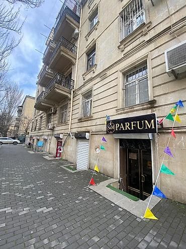 taxta evler: Kirayə obyekt – 20 m² Məkan: Elmlər Akademiyası metrosu, Politexnik — 2
