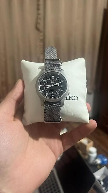 Seiko 5 avtomatik qol saatı – klassik “field watch” üslubu