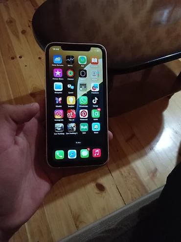 Mobil telefon və aksesuarlar: IPhone 16, Qara, Face ID — 2