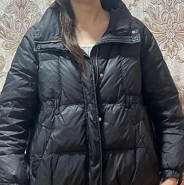 Qadınlar üçün qara rəngli qış gödəkçəsi Ünvan:Mingəçevir - Model