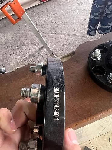 land cruiser sukan: H&R təkər ara məsafə artırıcıları (spacers) -Toyata Camry 2020 — 4