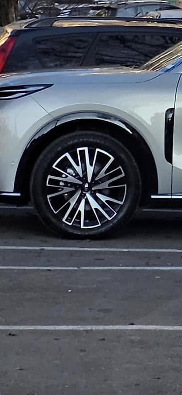 06 diskleri: SUV üçün orijinal yüngül lehimli disk və təkər komplekti - Dizayn — 1