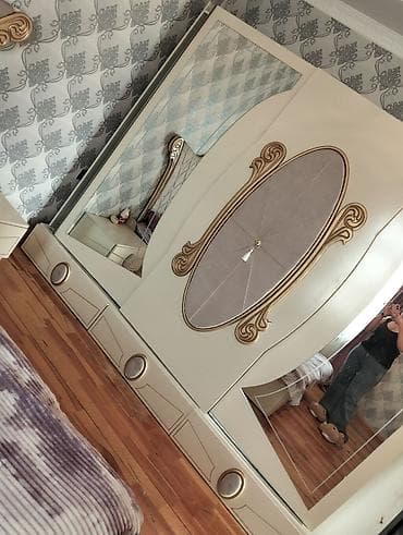 bazali yataq: Bu yataq dəsti yataq otağınız üçün rahat və zərif bir seçimdir. Dəstə — 7