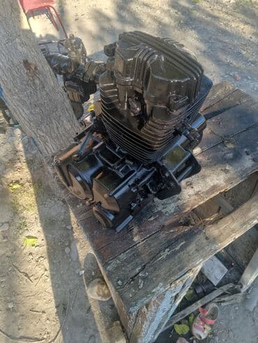 питбайк в баку купить: Motosiklet mühərriki satılır. Texniki təsvir: - Tək silindrli, hava — 2