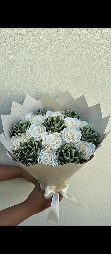 ağ gilas mürəbbəsi: Satınalma üçün əl işi süni gül buketləri - Material: atlas/saten — 7