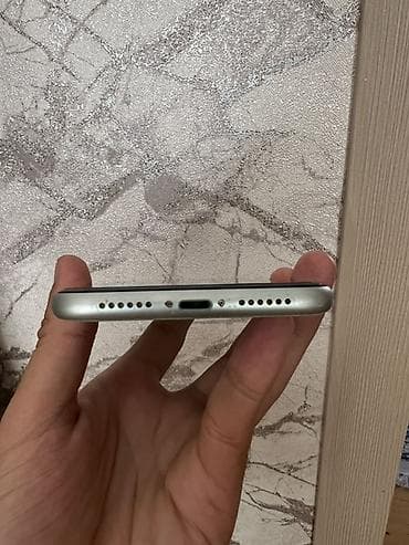 ipone salyan: IPhone 11, Yaşıl — 6