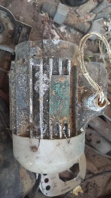 Motorlar 380 220 işləyir işləkdilər əla vəziyyətdədilər Təsvir: - — 2