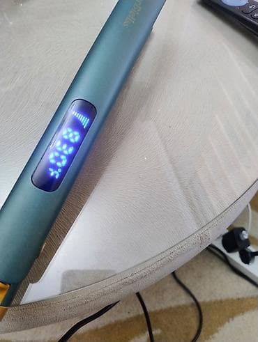 iphone 13 blue: BarBieliss saç düzləşdiricisi - Rəqəmsal LED ekran: Temperatur — 4