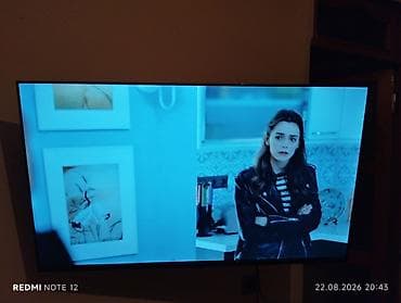ventilyator mini: 109 diaqonallı LED televizor - Geniş ekranlı, nazik çərçivəli dizayn — 1