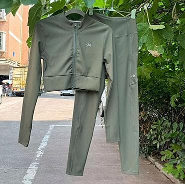 pupa ideal face: Alo qadın idman dəsti – rib-texturalı, elastik və yüngül parça. Dəst — 3