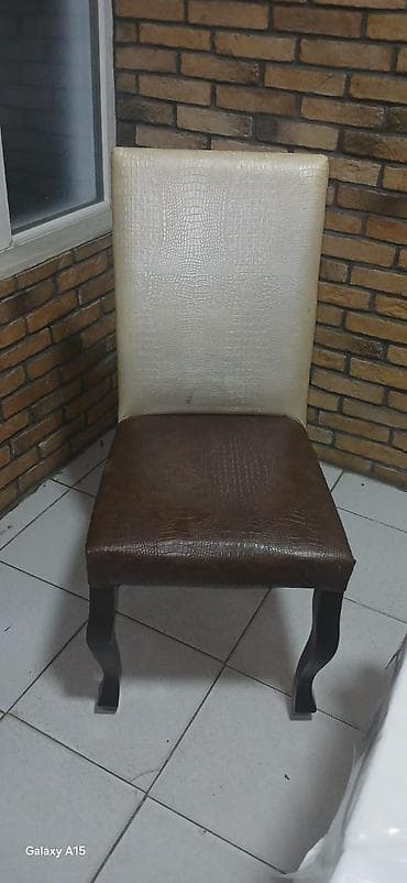 qabaq stolları: Qonaq otağı üçün, Qatlanmayan, Stul — 1