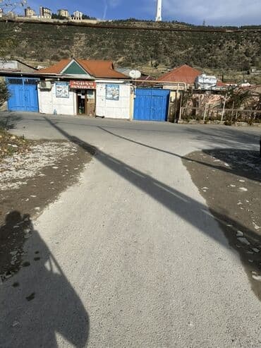xacmazda 9 nöm mektebin yanında ev torpaq satqısı: Mülkiyyətçi — 2