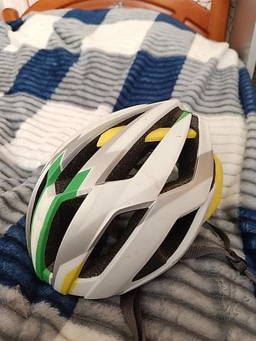 Kitablar və jurnallar: Velosiped dəbilqəsi - Tip: Yol/şossе üslubunda, yüngül və aerodinamik — 4