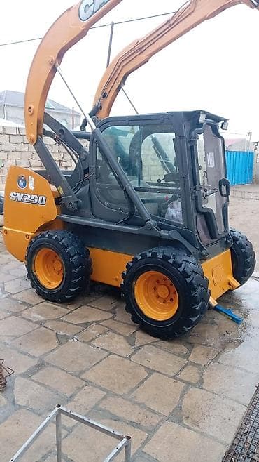 r17 şam: CASE SV250 mini-yükləyici (skid steer) - Model: CASE SV250 - Tip — 6