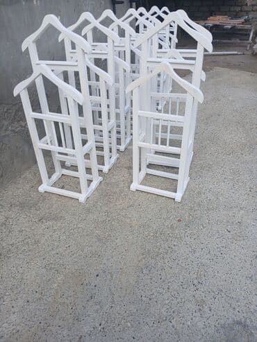 вешалка для верхней одежды: Taxta geyim asılqanı – sərbəst dayanan “valet” tipli paltar asılqanı — 6