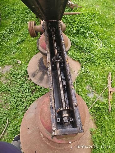 r line volkswagen: İki barabanlı otbiçən (diskli baraban biçən) – traktor asqısına — 5