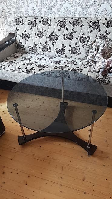 Yumru masa, Açılmayan, Təkərsiz, Şüşə lalafo.az -da Yumru masa, Açılmayan, Təkərsiz, Şüşə