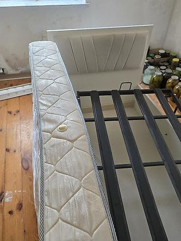 sadə matras: İşlənmiş, Təknəfərlik çarpayı, Bazalı, Matras ilə, Siyirməsiz — 3