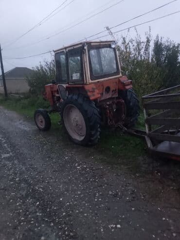 traktor zapçast: Traktor – kabinəli, arxa qoşqu çəkmək üçün yedəyi ilə - Marka/model — 8