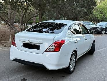 авто: Nissan Sunny: 1.5 л | 2015 г. Седан — 9