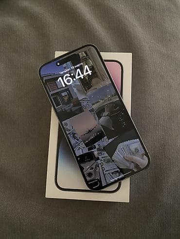 54 ekran tv: IPhone 17 Pro Max, Deep Purple, Face ID — 2