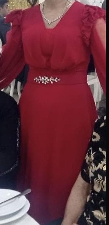 bot 38: Qırmızı rəngli zərif ziyafət geyimi - Model: Uzun, yerə qədər — 2