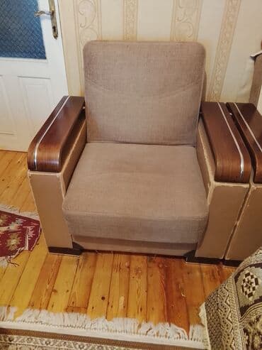 стульчик и кресло кочалка для кормления: Kreslo, Parça, Kredit yoxdur, Çatdırılma yoxdur — 1