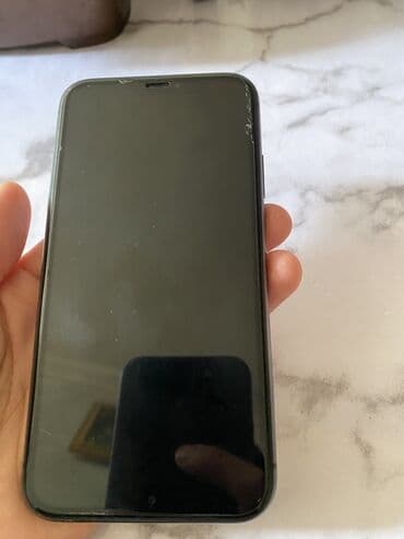 iphone 11 sadə: IPhone 11, Qara, Face ID — 3