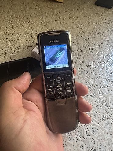 adapdir: Nokia 8 Sirocco, < 2 GB Memory Capacity, Düyməli — 7