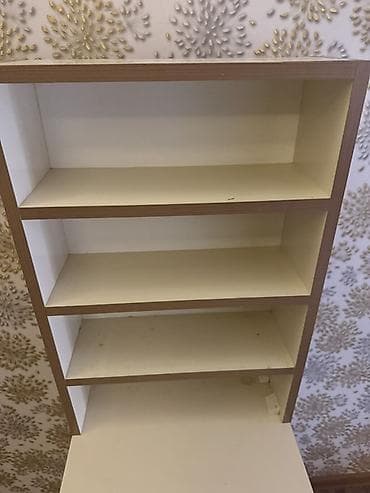 Dırnaq masası tezedir – açıq krem rəngdə, MDF/LDSP materialdan — 2