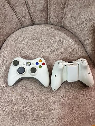 xbox: Microsoft Xbox 360 (ağ rəng, klassik “fat” korpus) Komplekt: - Xbox — 4