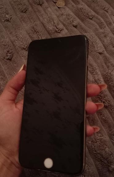 iphone zapçast: IPhone 8 Plus, 64 GB, Matte Gold, Zəmanət, Barmaq izi, Simsiz şarj — 3