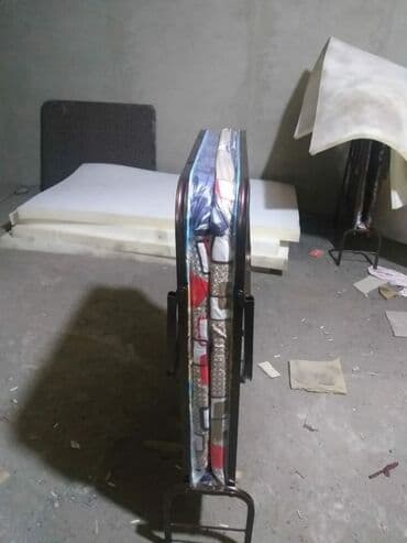 açılıb yığılan stollar: Yeni, Matraslı raskladuşka — 4