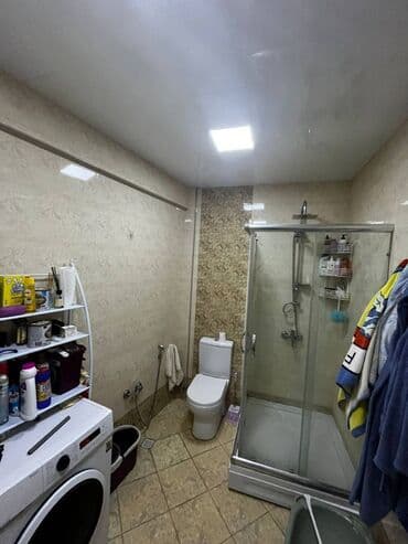 kirayə restoran: Mənzil kirayə verilir. Studiyo tipli, tam təmirli və tam əşyalı 2 — 8