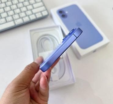 macbook apple: IPhone 16, 256 GB, Göy, Zəmanət, Simsiz şarj, Face ID — 4