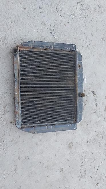 Avtomobil radiatoru - Material: mis/alüminium lamellər, metal çərçivə lalafo.az -da Avtomobil radiatoru - Material: mis/alüminium lamellər, metal çərçivə
